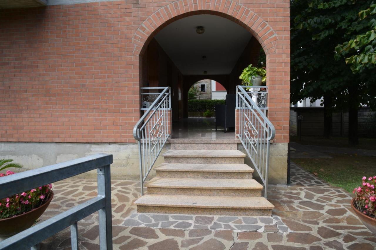 Solignano Nuovo Villa Ferrari Oriella מראה חיצוני תמונה